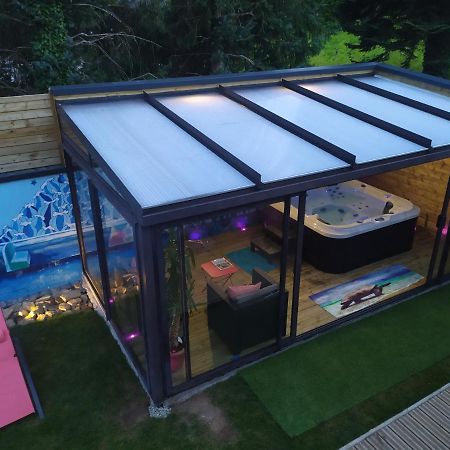 Logement Atypique Bien Etre Au Coeur De La Nature Quimper Exteriör bild