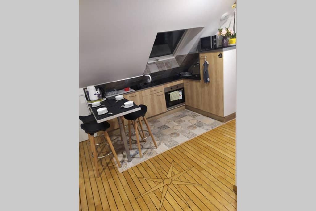 Logement Atypique Bien Etre Au Coeur De La Nature Quimper Exteriör bild
